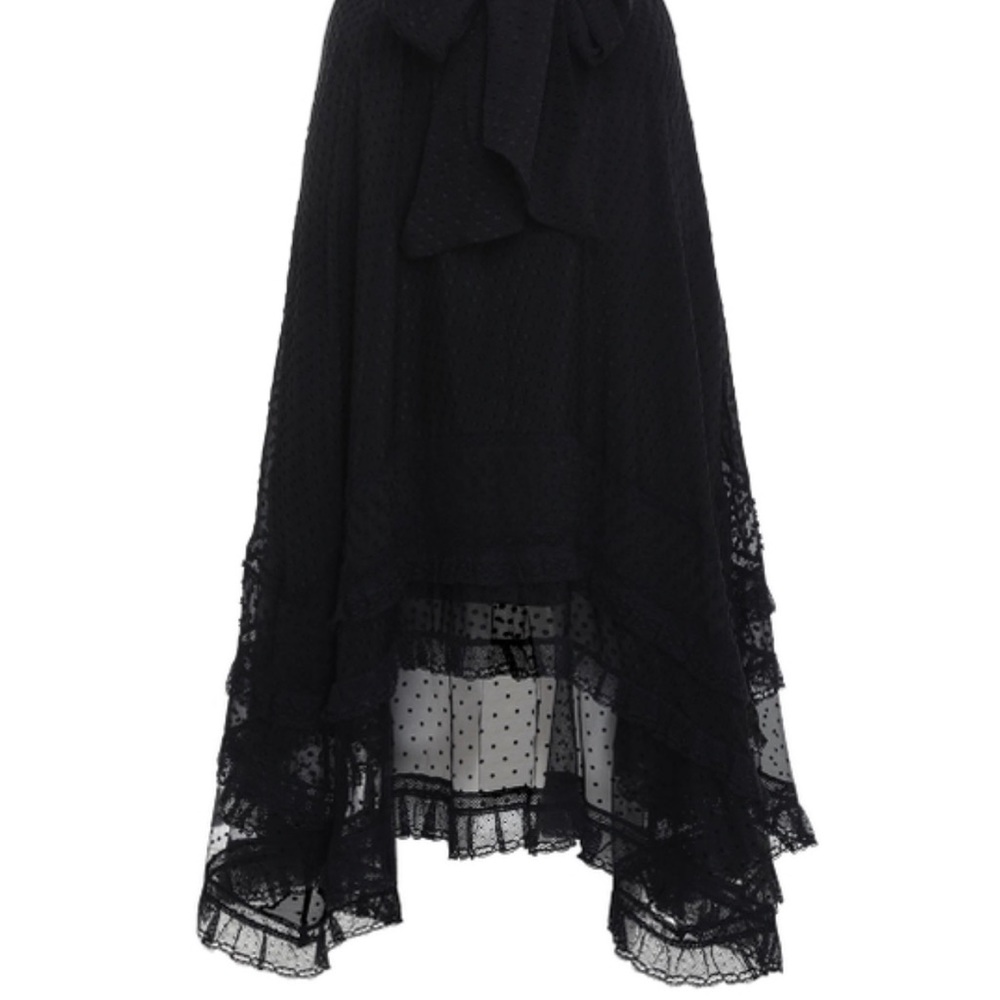 Bright-side texture skirt.